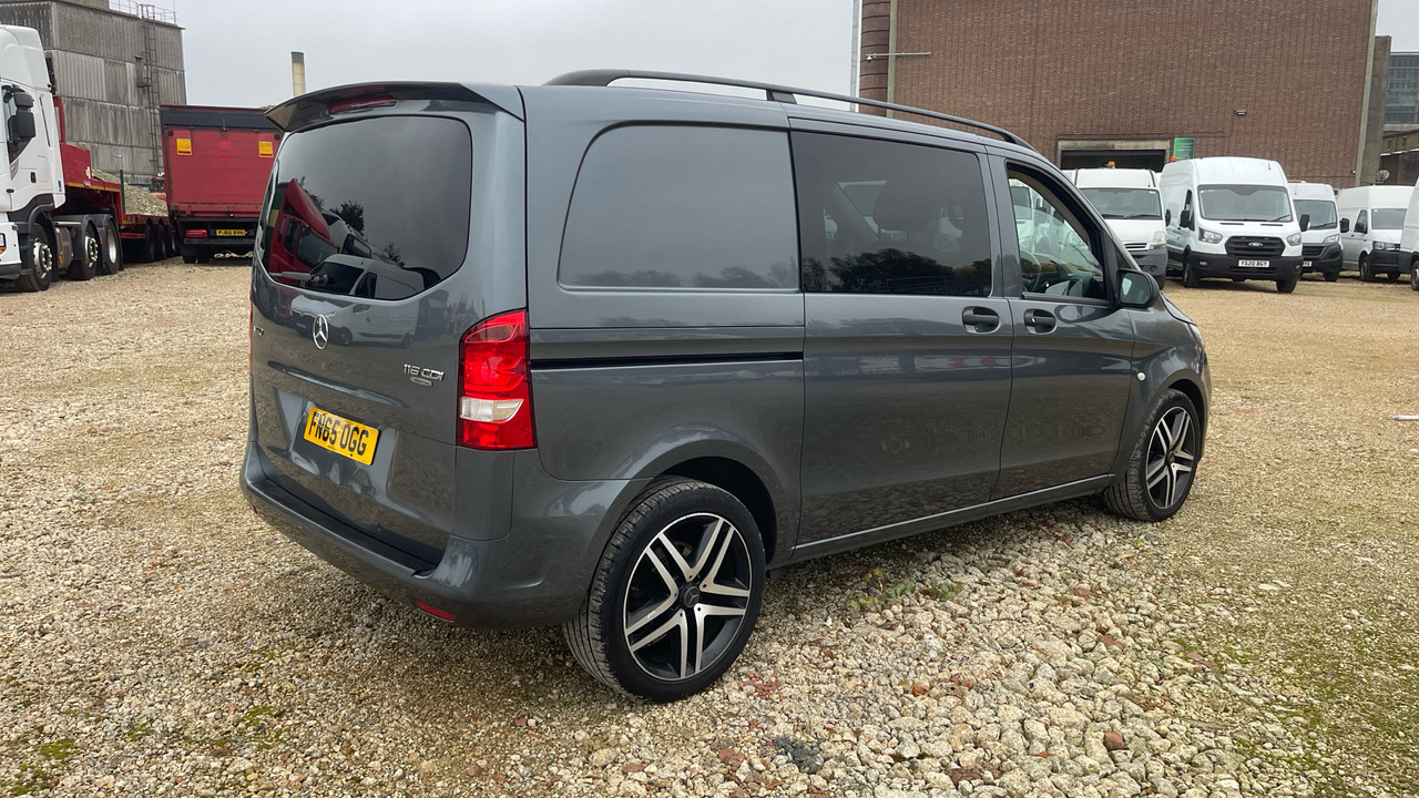 MERCEDES-BENZ VITO 2.2 116 CDI - Kravas-pasažieru furgons: foto 4 MERCEDES-BENZ VITO 2.2 116 CDI - Kravas-pasažieru furgons: foto 4