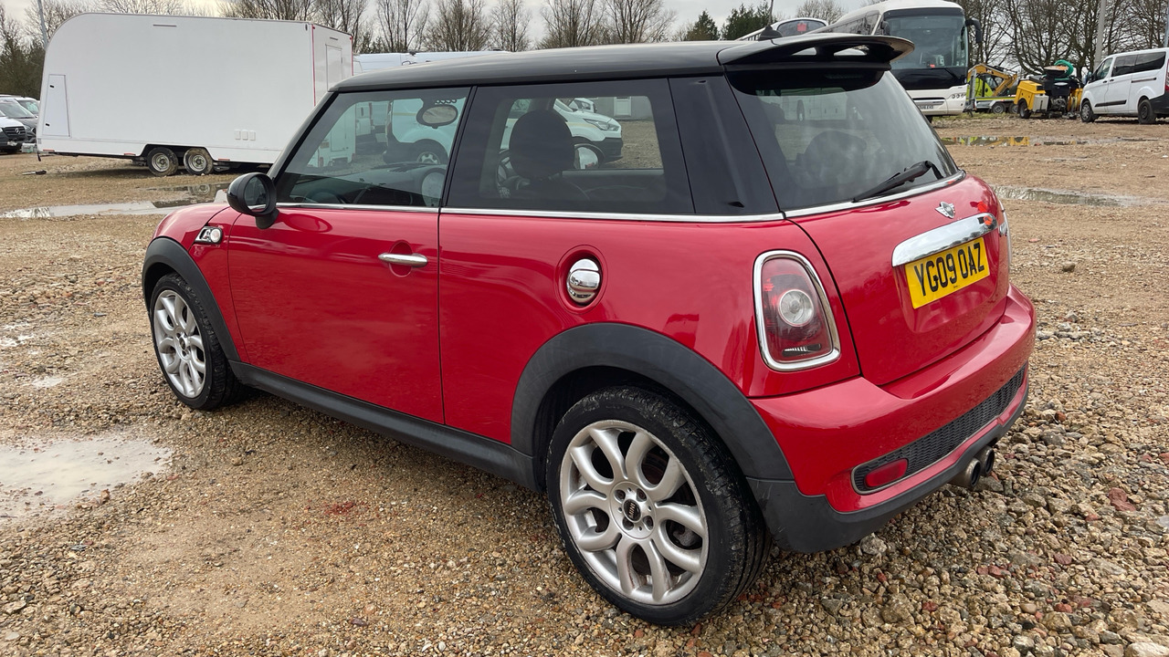 MINI COOPER COOPER S - Hečbeks: foto 3 MINI COOPER COOPER S - Hečbeks: foto 3