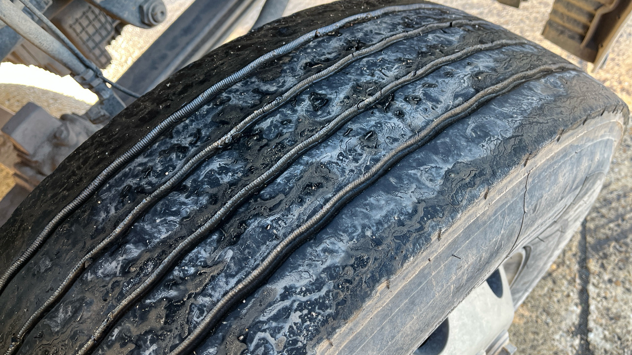 Kravas automašīna pašizgāzējs Mercedes-Benz Arocs 3240: foto 13 Kravas automašīna pašizgāzējs Mercedes-Benz Arocs 3240: foto 13