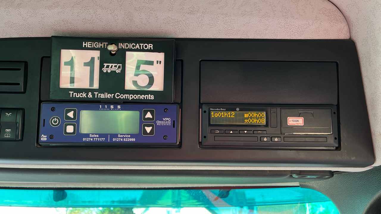 Kravas automašīna pašizgāzējs Mercedes-Benz Arocs 3240: foto 9 Kravas automašīna pašizgāzējs Mercedes-Benz Arocs 3240: foto 9