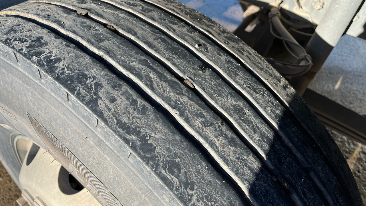 Kravas automašīna pašizgāzējs Mercedes-Benz Arocs 3240: foto 17 Kravas automašīna pašizgāzējs Mercedes-Benz Arocs 3240: foto 17