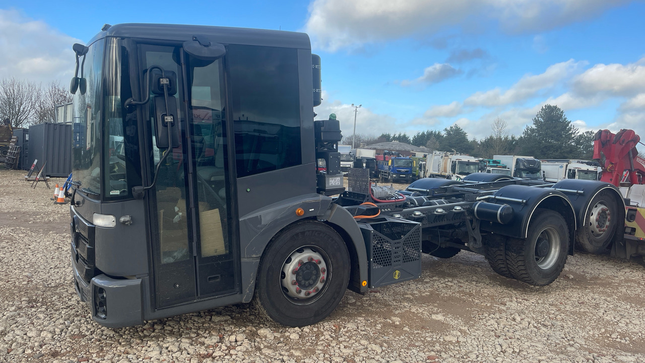 Mercedes-Benz Econic - Šasija kravas automašīna: foto 3 Mercedes-Benz Econic - Šasija kravas automašīna: foto 3