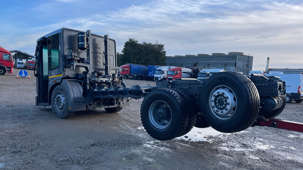 Mercedes-Benz Econic - Šasija kravas automašīna, Elektriskais kravas auto: foto 4 Mercedes-Benz Econic - Šasija kravas automašīna, Elektriskais kravas auto: foto 4