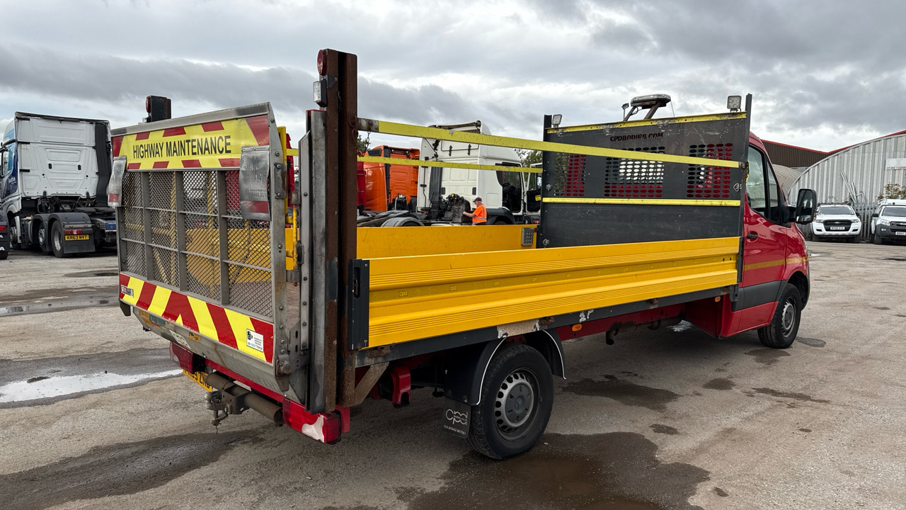 Mercedes-Benz Sprinter 314 CDI - Automašīna ar kravas platformu: foto 4 Mercedes-Benz Sprinter 314 CDI - Automašīna ar kravas platformu: foto 4