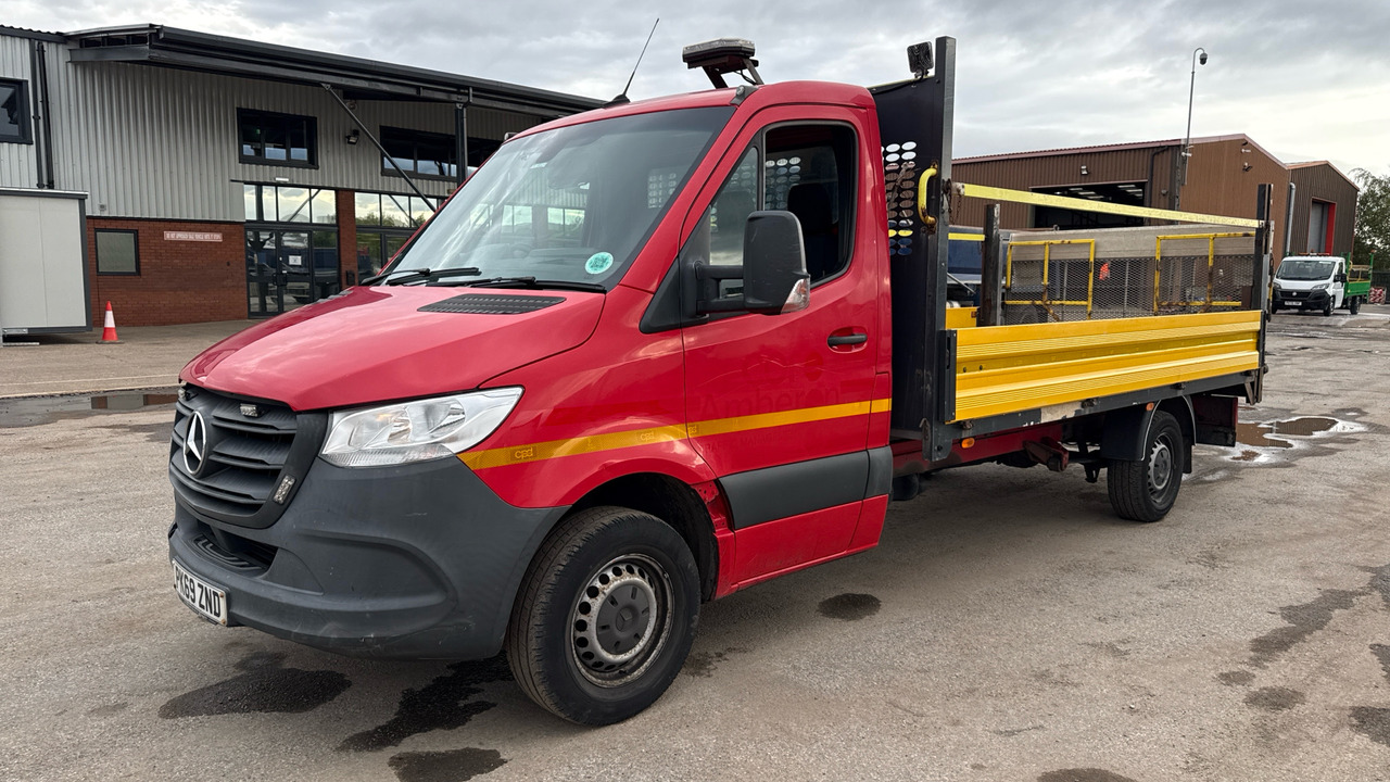 Mercedes-Benz Sprinter 314 CDI - Automašīna ar kravas platformu: foto 2 Mercedes-Benz Sprinter 314 CDI - Automašīna ar kravas platformu: foto 2