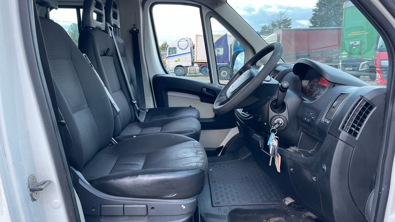 PEUGEOT BOXER 335 2.0 BLUE HDI 130PS - Komercauto pašizgāzējs: foto 5 PEUGEOT BOXER 335 2.0 BLUE HDI 130PS - Komercauto pašizgāzējs: foto 5