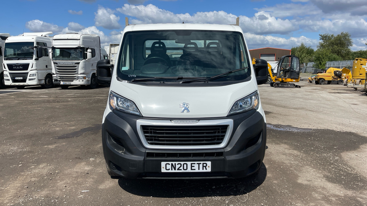 Automašīna ar kravas platformu PEUGEOT BOXER 335 2.2 BLUEHDI 140PS: foto 12