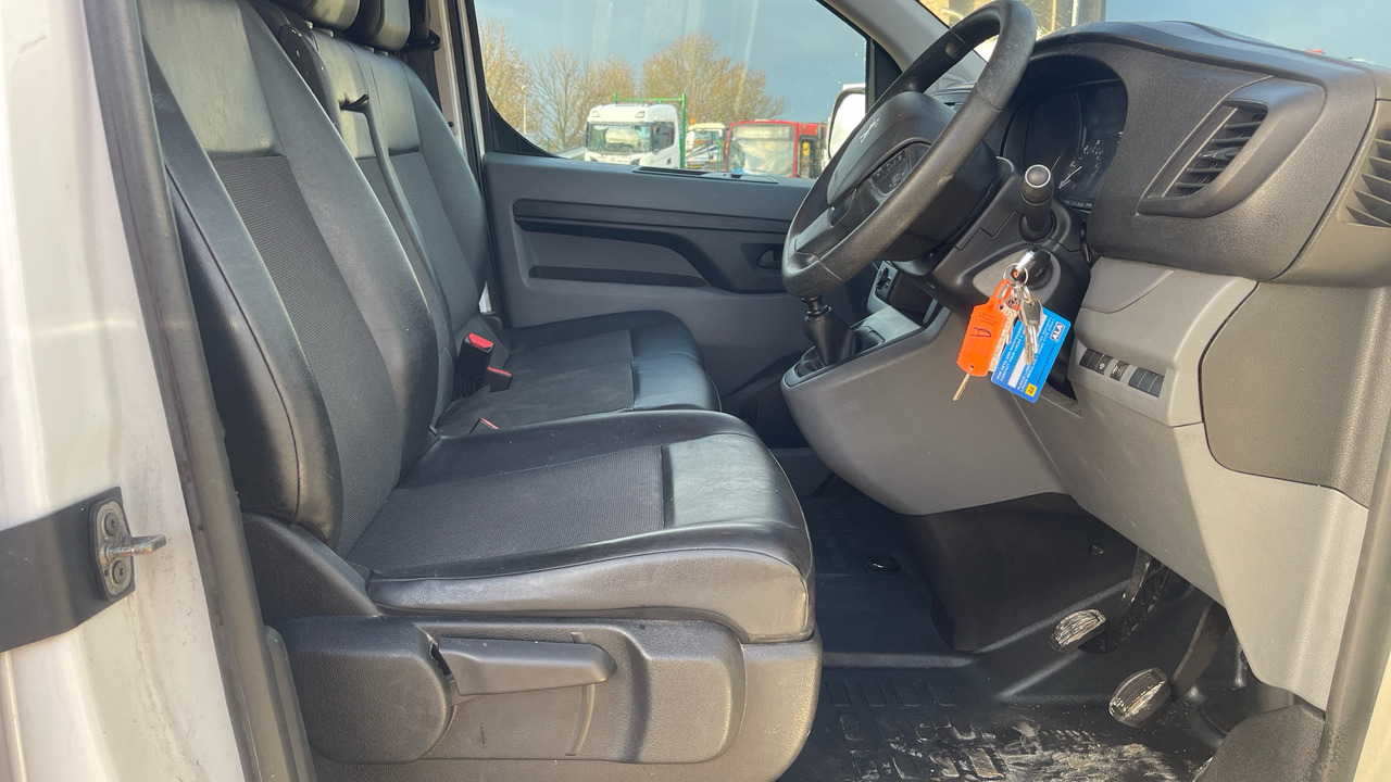 PEUGEOT EXPERT PROFESSIONAL 1.5 BLUEHDI - Kravas mikroautobuss: foto 5 PEUGEOT EXPERT PROFESSIONAL 1.5 BLUEHDI - Kravas mikroautobuss: foto 5