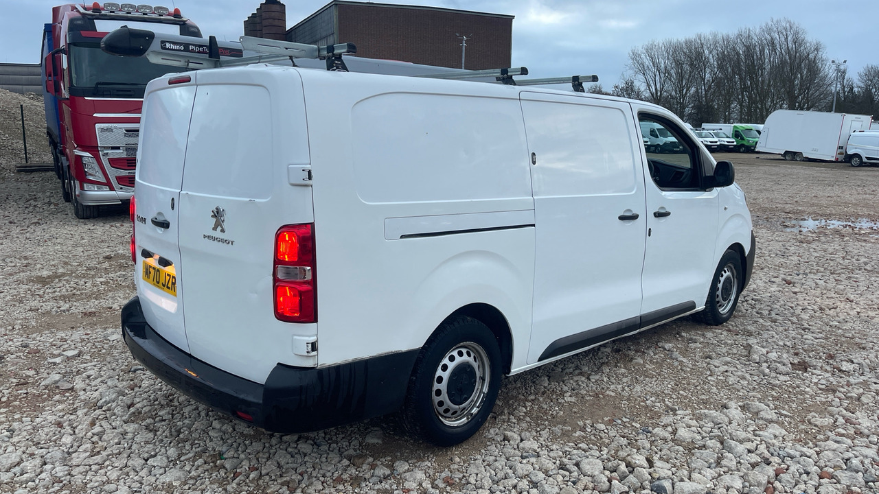 PEUGEOT EXPERT PROFESSIONAL 1.5 BLUEHDI - Kravas mikroautobuss: foto 4 PEUGEOT EXPERT PROFESSIONAL 1.5 BLUEHDI - Kravas mikroautobuss: foto 4