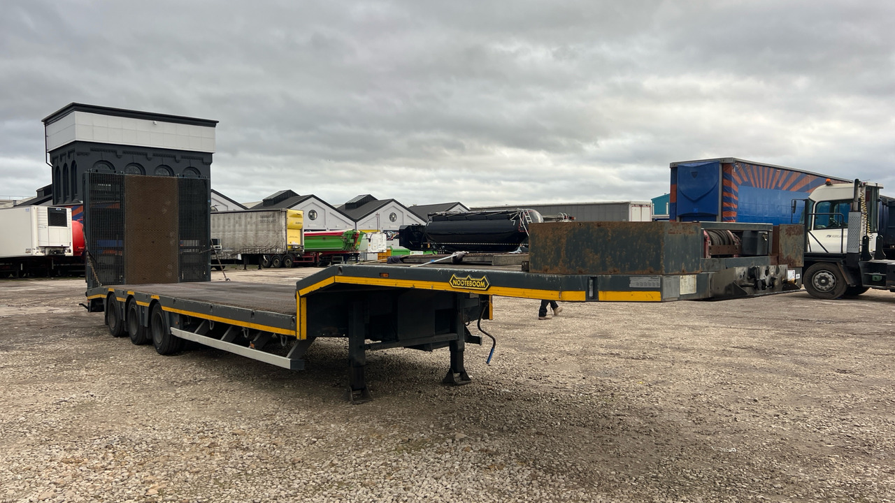 NOOTEBOOM MACHINE CARRIER STEPFRAME - Piekabe: foto 2 NOOTEBOOM MACHINE CARRIER STEPFRAME - Piekabe: foto 2