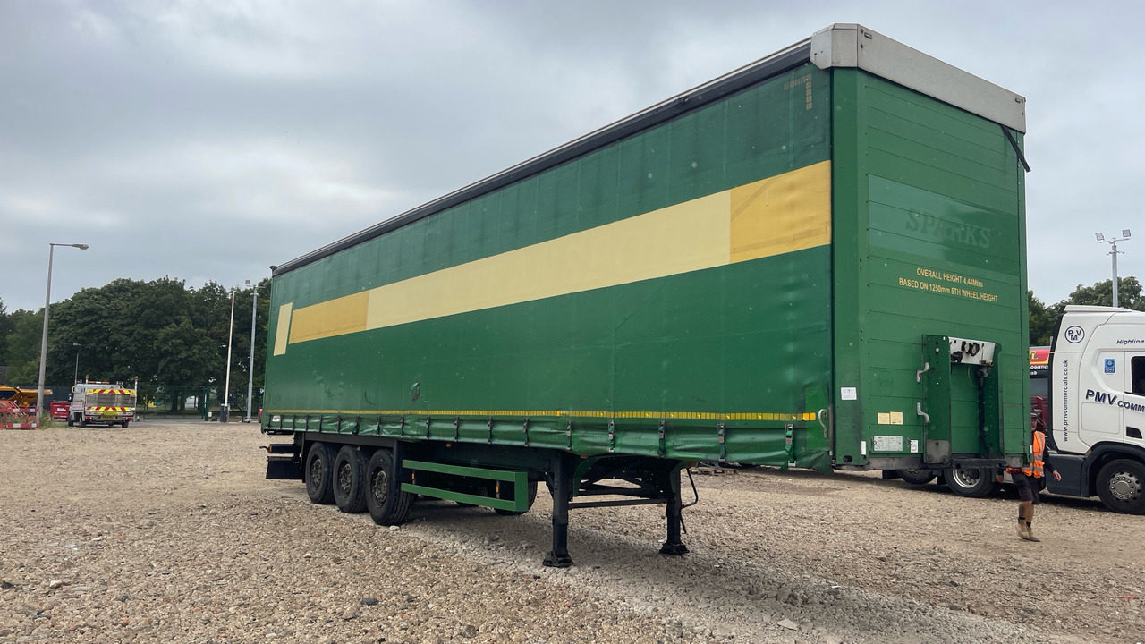 SCHMITZ CURTAINSIDE - Piekabe: foto 2 SCHMITZ CURTAINSIDE - Piekabe: foto 2