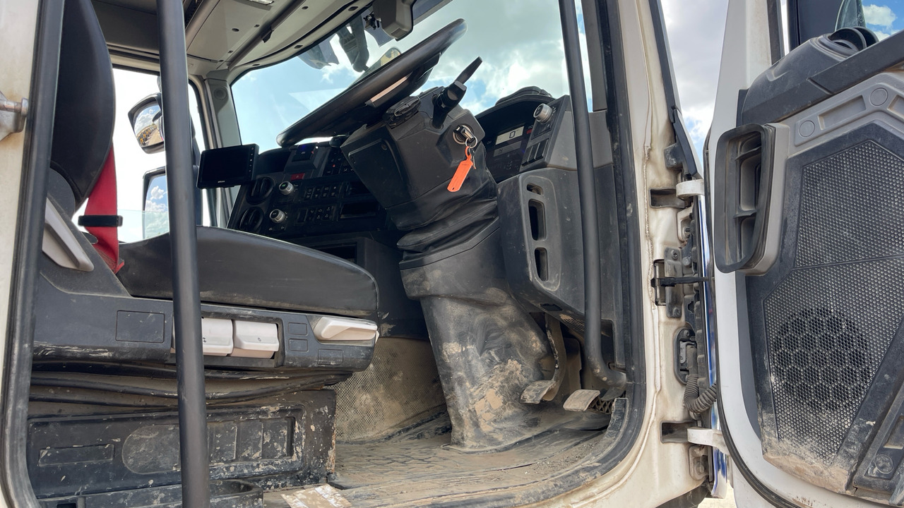 RENAULT C 430 - Betonvedējs: foto 5 RENAULT C 430 - Betonvedējs: foto 5