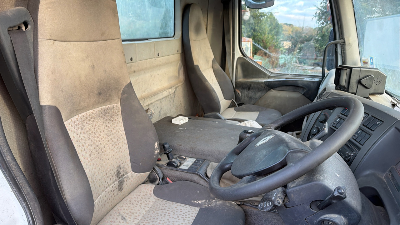 RENAULT DXI 370 - Gudronators: foto 5 RENAULT DXI 370 - Gudronators: foto 5