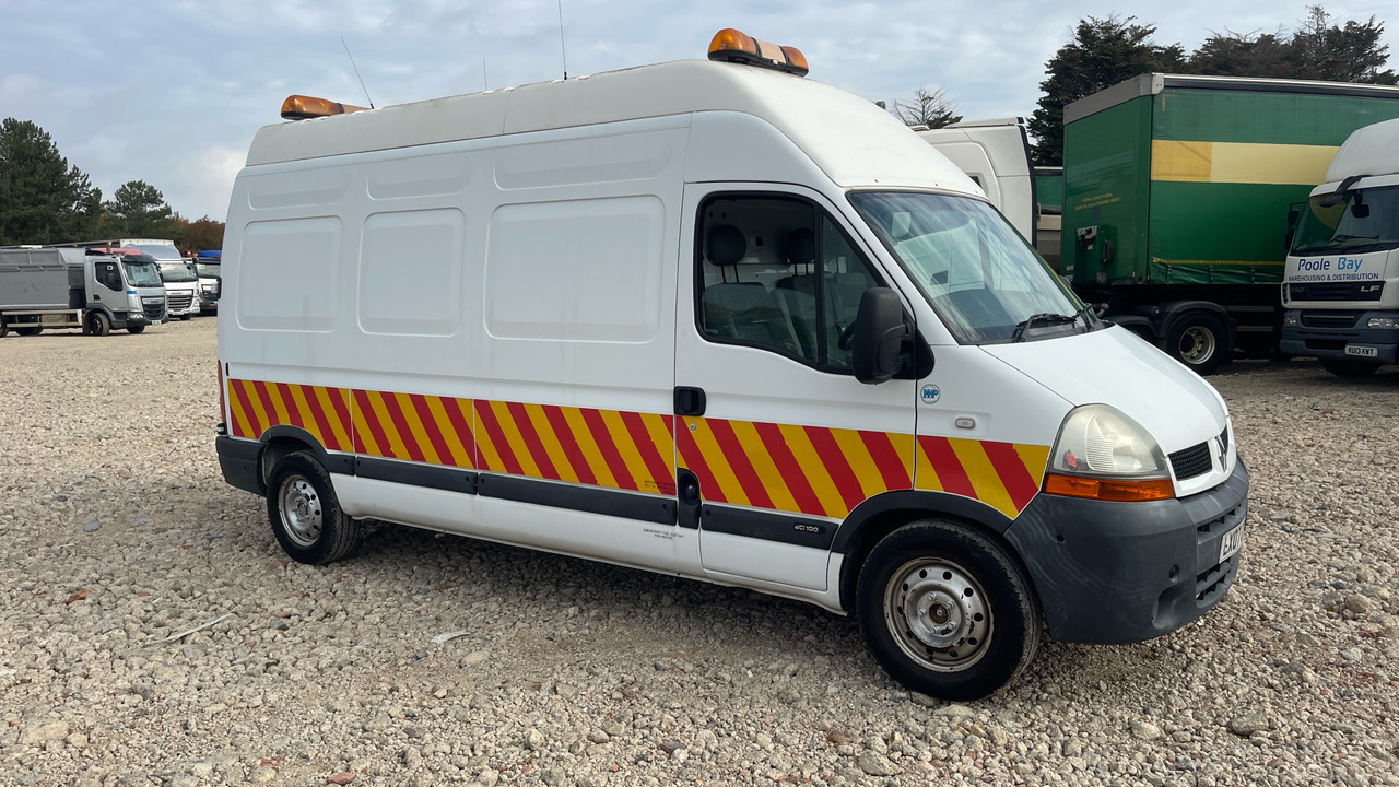 RENAULT MASTER 35 2.5 DCI 100PS - Kravas mikroautobuss, Komunālā/ Specializētā tehnika: foto 1 RENAULT MASTER 35 2.5 DCI 100PS - Kravas mikroautobuss, Komunālā/ Specializētā tehnika: foto 1