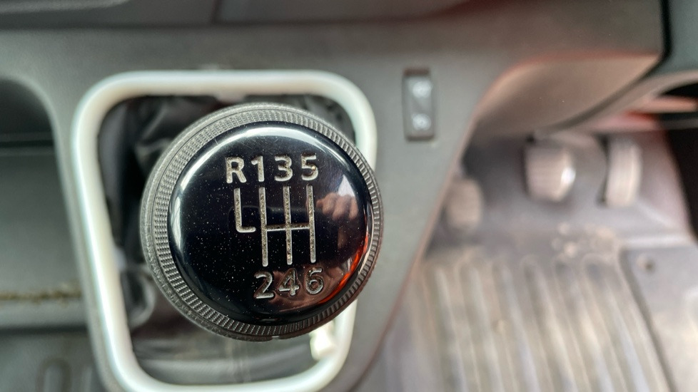 Furgons ar slēgtā virsbūve RENAULT MASTER 35 LWB: foto 17