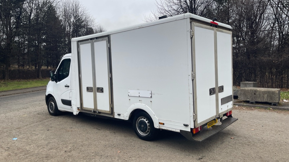 RENAULT MASTER LL35dCi 130 Business Low Roof Luton Loloader - Furgons ar slēgtā virsbūve: foto 3 RENAULT MASTER LL35dCi 130 Business Low Roof Luton Loloader - Furgons ar slēgtā virsbūve: foto 3