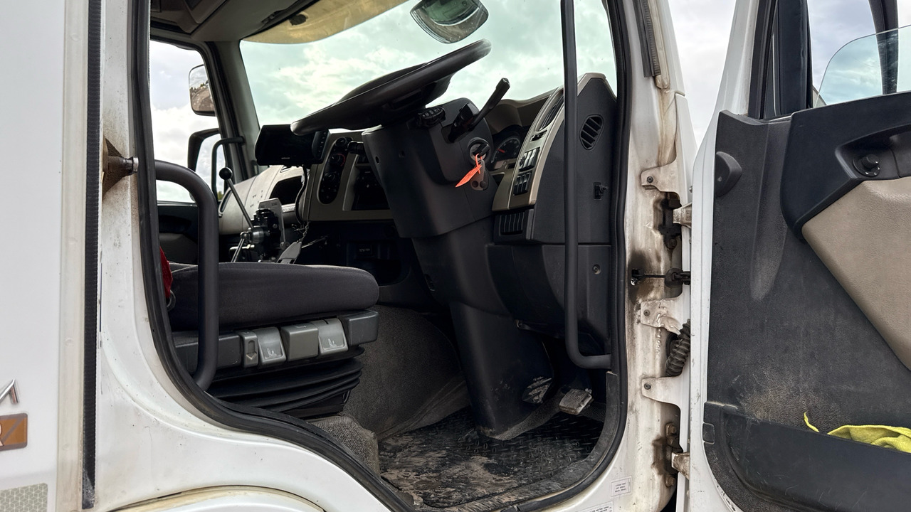 RENAULT PREMIUM 430 DXI - Betonvedējs: foto 5 RENAULT PREMIUM 430 DXI - Betonvedējs: foto 5
