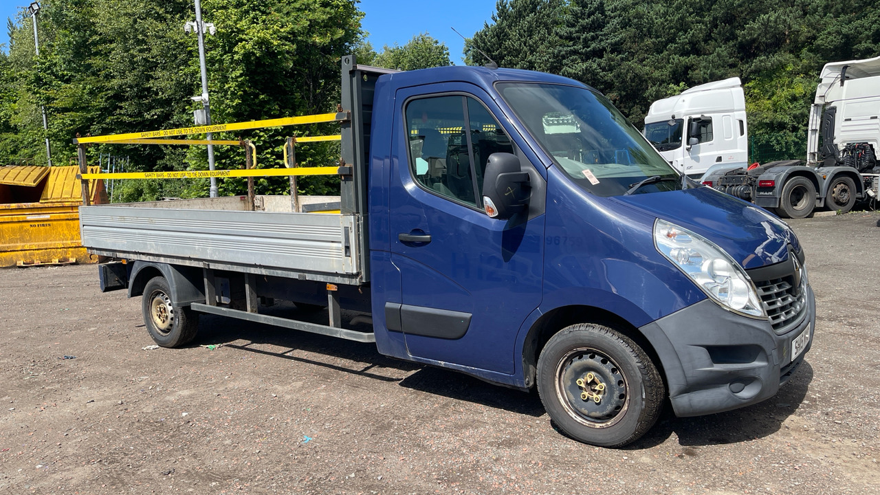 Renault Master LL35 Business 2.3 dCi 125PS - Automašīna ar kravas platformu: foto 1 Renault Master LL35 Business 2.3 dCi 125PS - Automašīna ar kravas platformu: foto 1