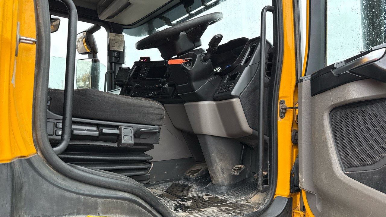 SCANIA P 410 XT - Kravas automašīna pašizgāzējs: foto 5 SCANIA P 410 XT - Kravas automašīna pašizgāzējs: foto 5