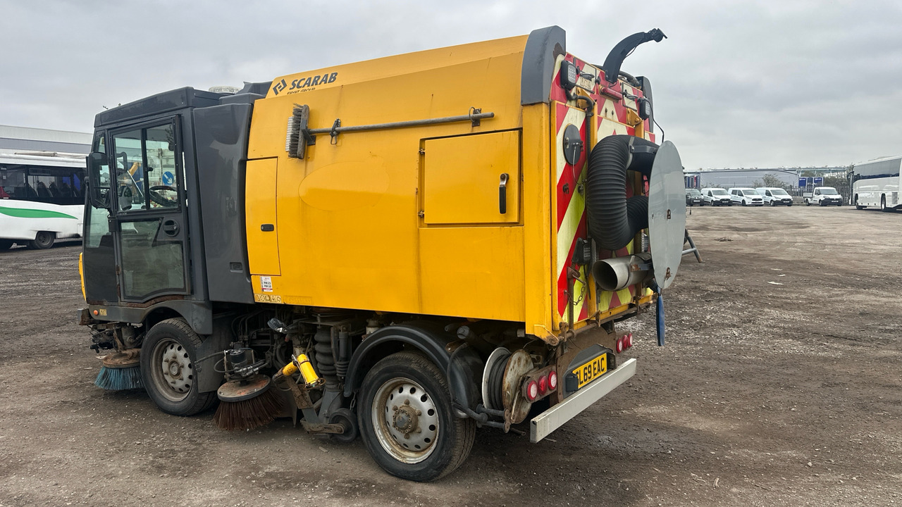 SCARAB MINOR M25H - Ielu tīrīšanas mašīna: foto 3 SCARAB MINOR M25H - Ielu tīrīšanas mašīna: foto 3