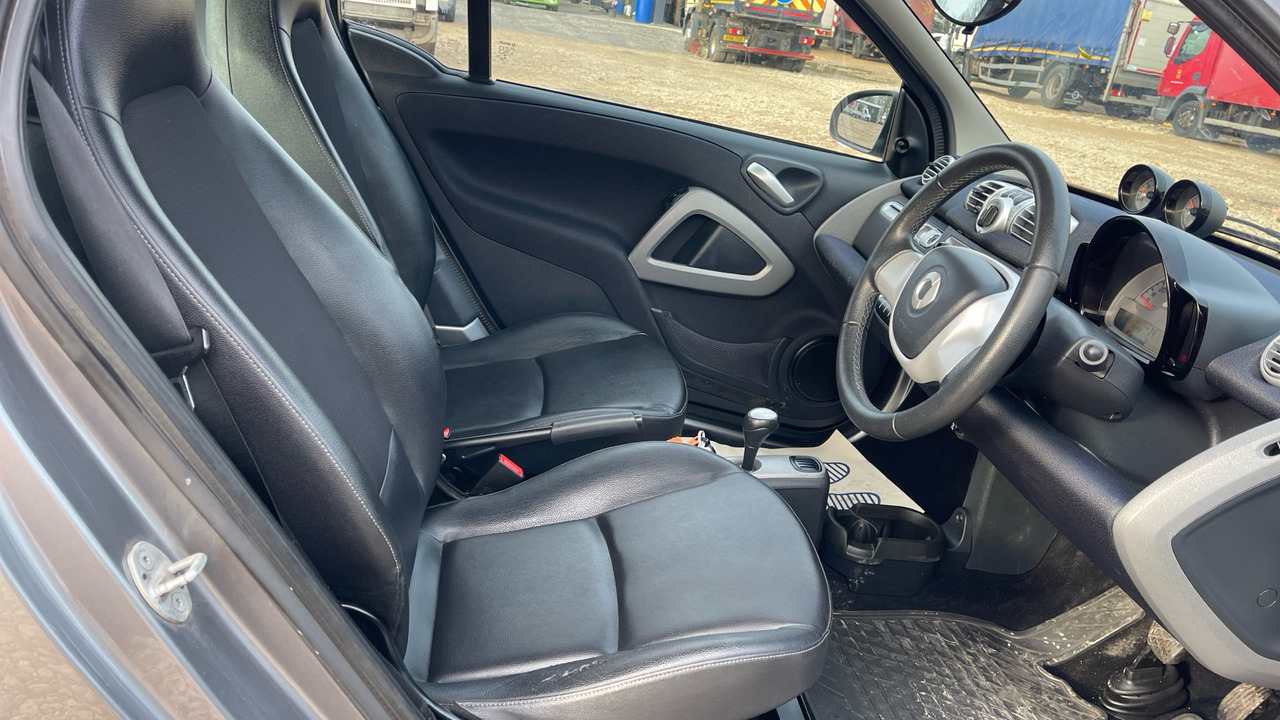 SMART FORTWO COUPE GRANDSTYLE - Hečbeks: foto 5 SMART FORTWO COUPE GRANDSTYLE - Hečbeks: foto 5