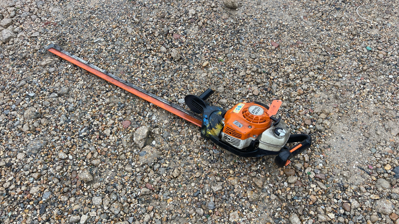 STIHL HS86T RECIPRICATOR - Celtniecības maisītājs: foto 2 STIHL HS86T RECIPRICATOR - Celtniecības maisītājs: foto 2