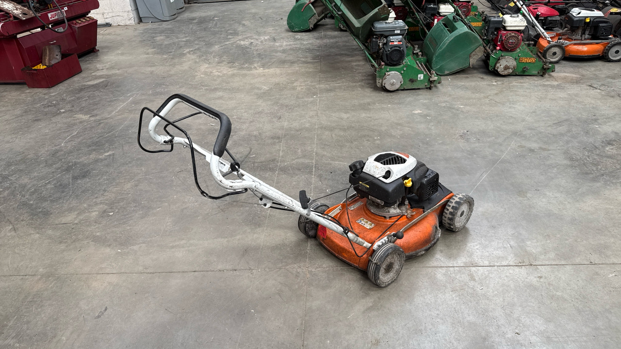 STIHL RM4 RTP - Celtniecības maisītājs: foto 4 STIHL RM4 RTP - Celtniecības maisītājs: foto 4
