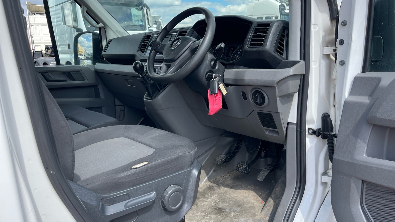 VOLKSWAGEN CRAFTER 2.0 TDI 140PS Startline High Roof Van - Komercauto refrižerators: foto 5 VOLKSWAGEN CRAFTER 2.0 TDI 140PS Startline High Roof Van - Komercauto refrižerators: foto 5