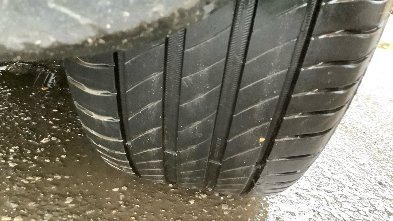 Hečbeks VOLKSWAGEN GOLF GT 2.0 TDI 140PS: foto 18