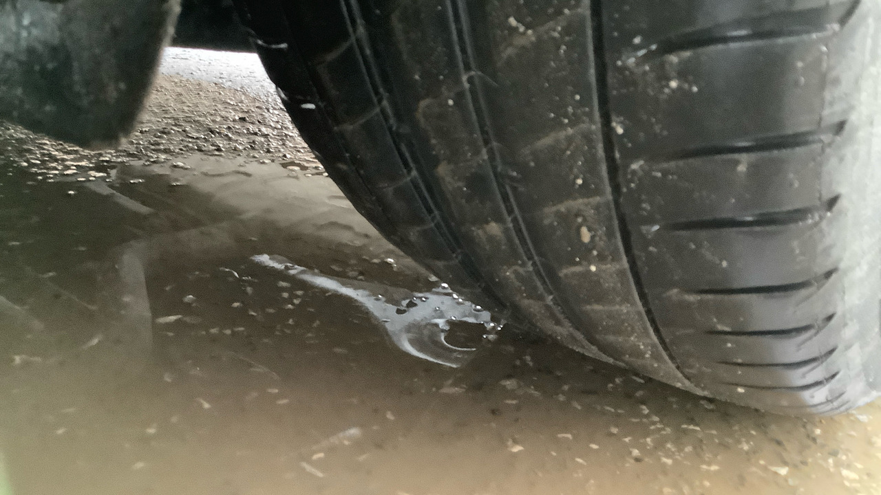 Hečbeks VOLKSWAGEN GOLF GT 2.0 TDI 140PS: foto 15