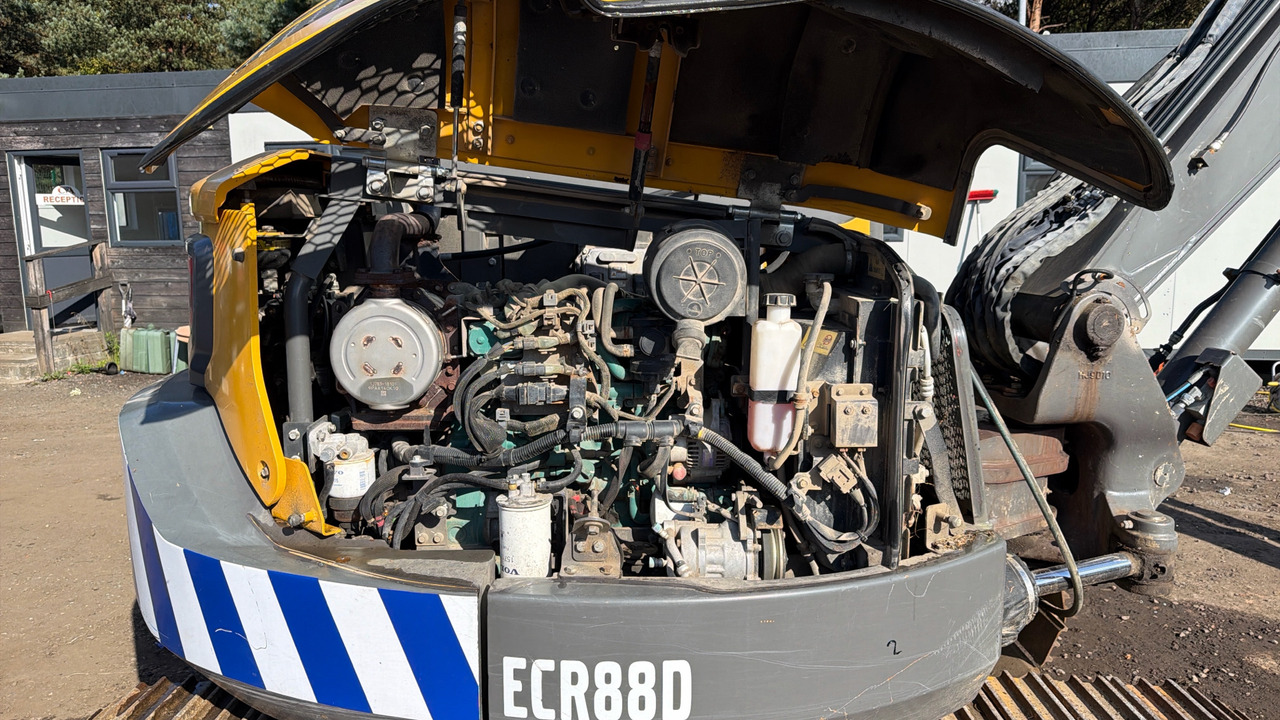 VOLVO ECR88D - Celtniecības maisītājs: foto 5 VOLVO ECR88D - Celtniecības maisītājs: foto 5