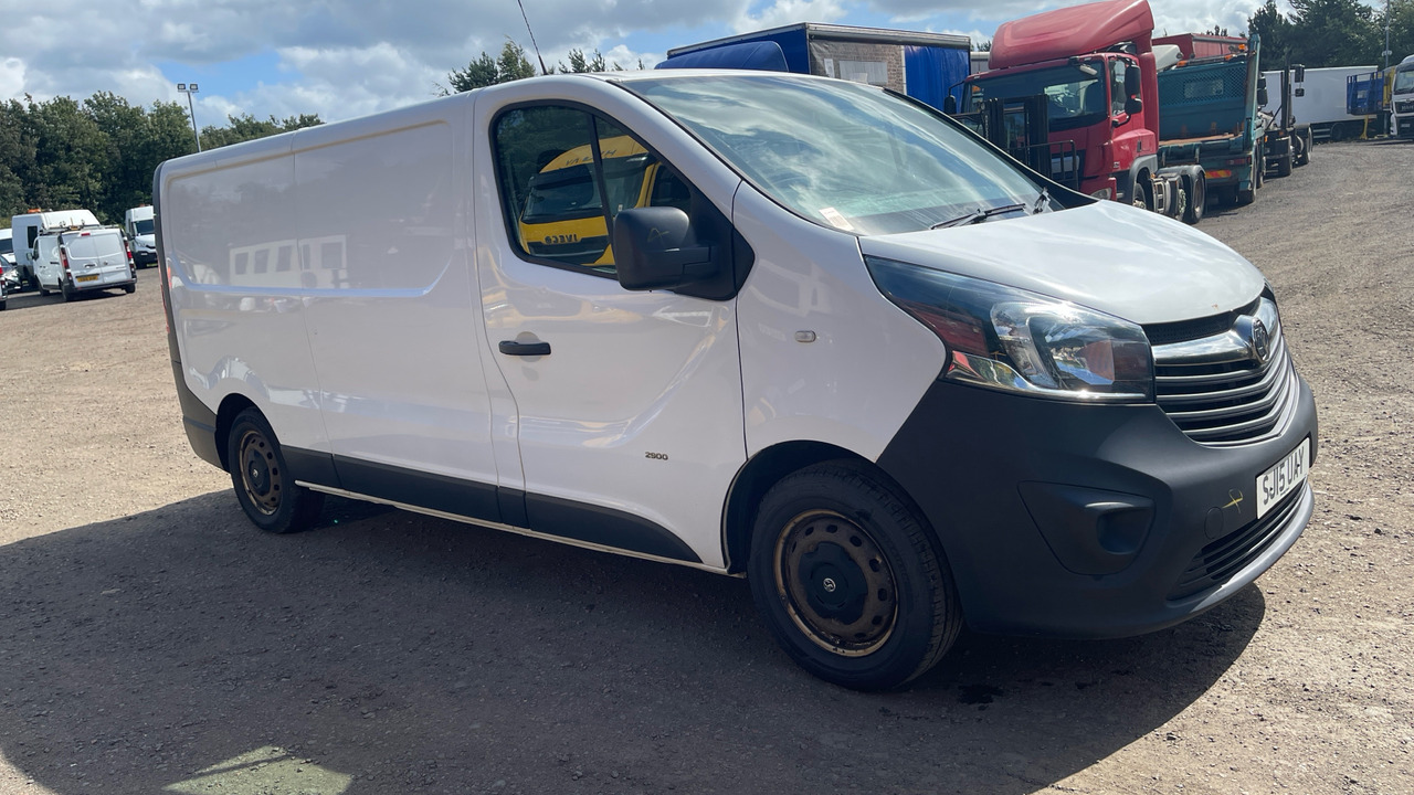Vauxhall Vivaro 2900 1.6CDTI 115PS - Mazs furgons: foto 1 Vauxhall Vivaro 2900 1.6CDTI 115PS - Mazs furgons: foto 1