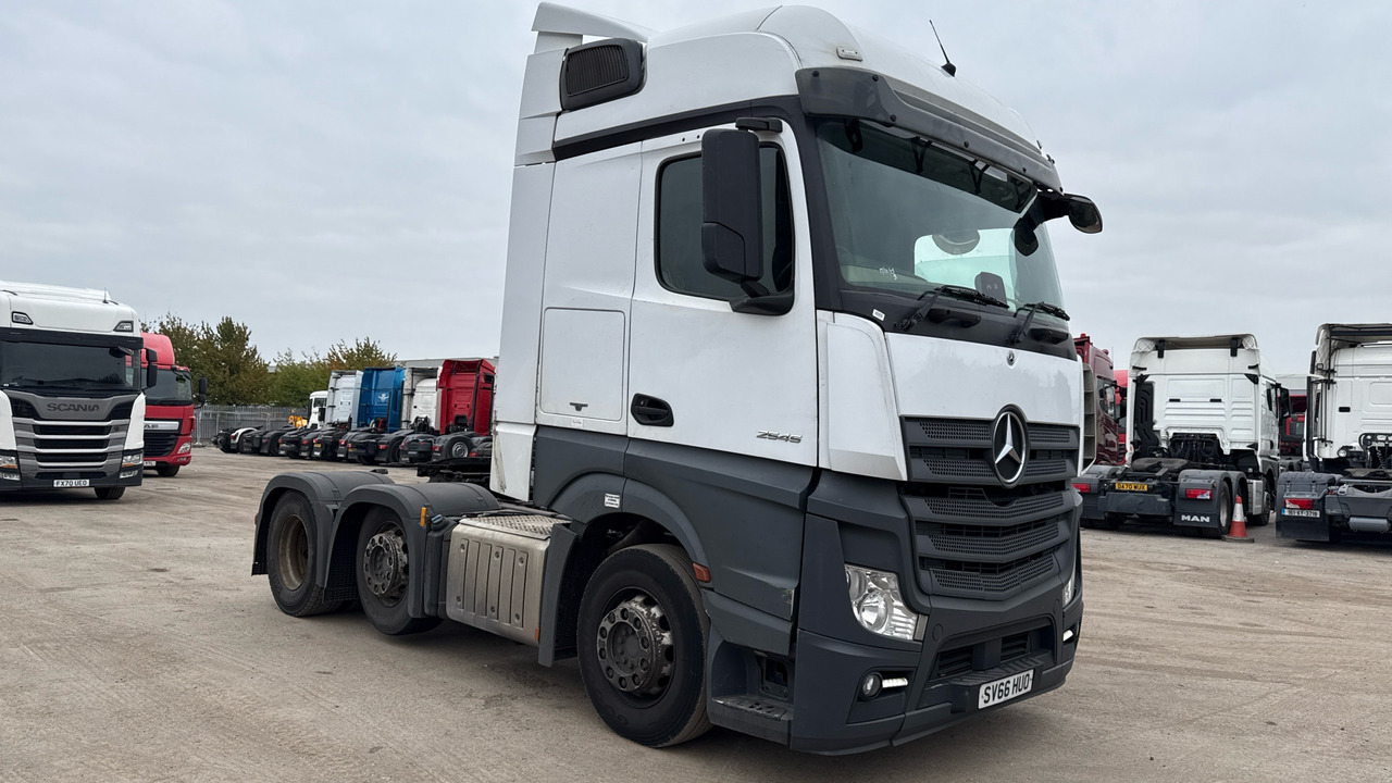 MERCEDES-BENZ ACTROS 2454 - Vilcējs: foto 1 MERCEDES-BENZ ACTROS 2454 - Vilcējs: foto 1