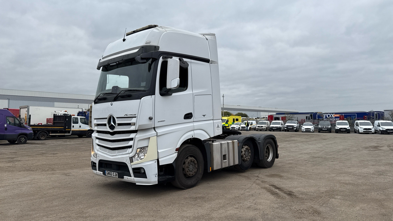 MERCEDES-BENZ ACTROS 2551 - Vilcējs: foto 2 MERCEDES-BENZ ACTROS 2551 - Vilcējs: foto 2