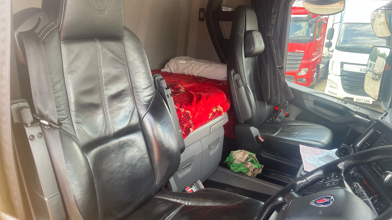 Vilcējs Scania R 410: foto 8