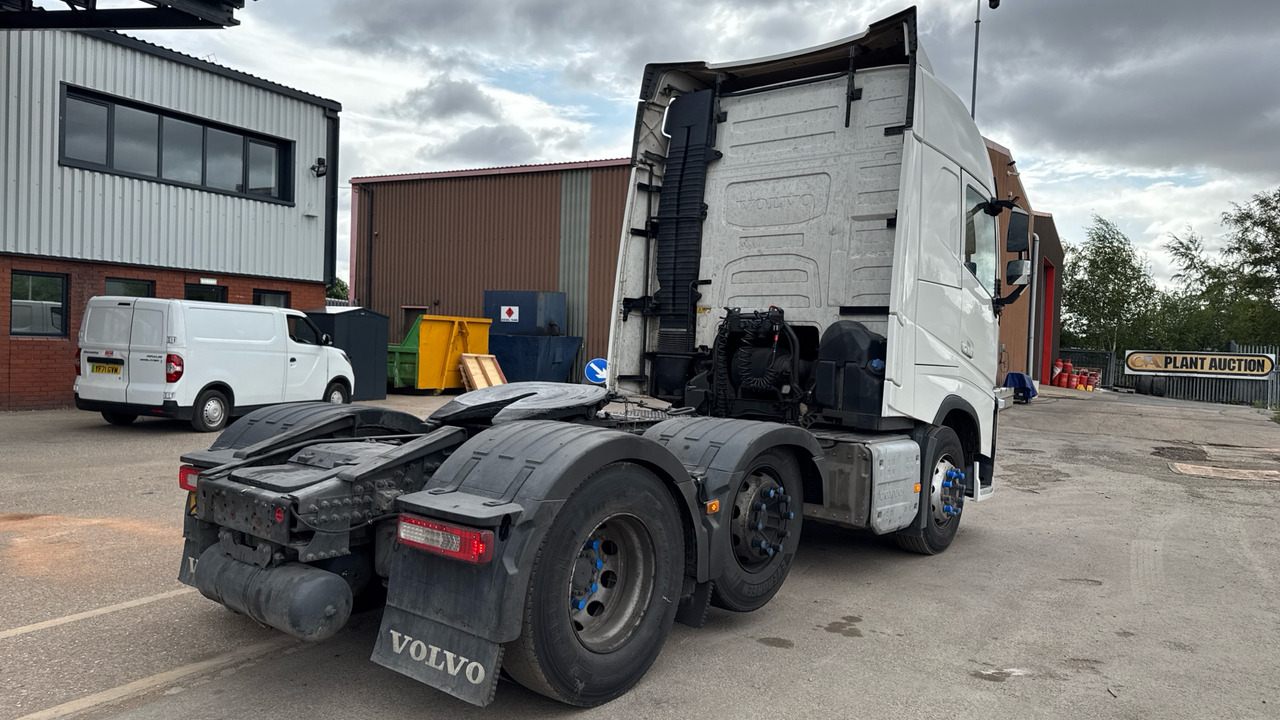VOLVO FH 460 TURBO COMPOUND - Vilcējs: foto 4 VOLVO FH 460 TURBO COMPOUND - Vilcējs: foto 4