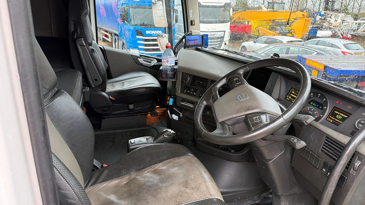 Vilcējs VOLVO FH 500: foto 6