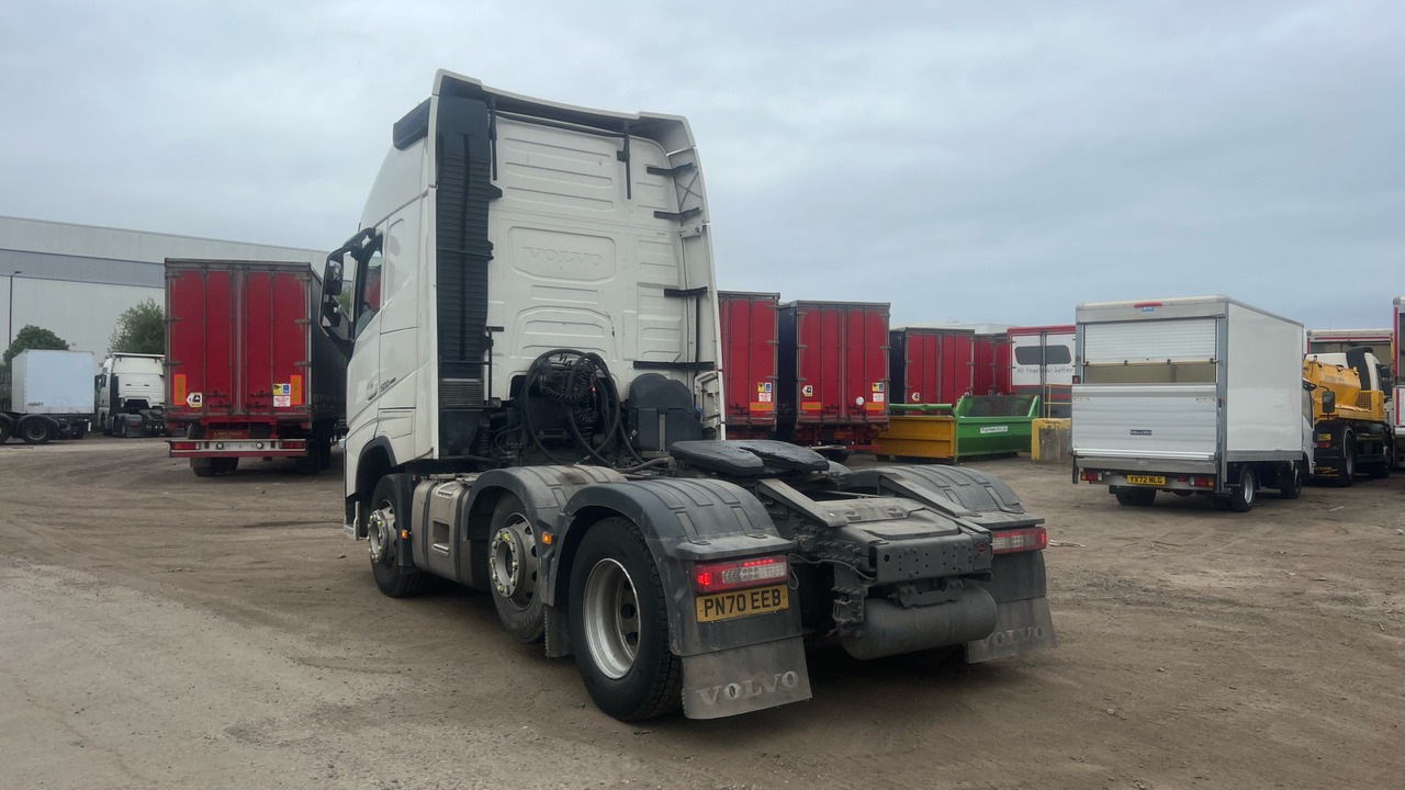 VOLVO FH 500 - Vilcējs: foto 3 VOLVO FH 500 - Vilcējs: foto 3