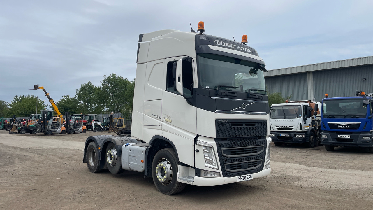 VOLVO FH 500 - Vilcējs: foto 1 VOLVO FH 500 - Vilcējs: foto 1