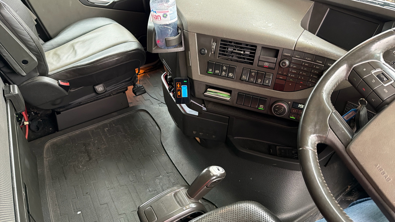 Vilcējs VOLVO FH 500: foto 9