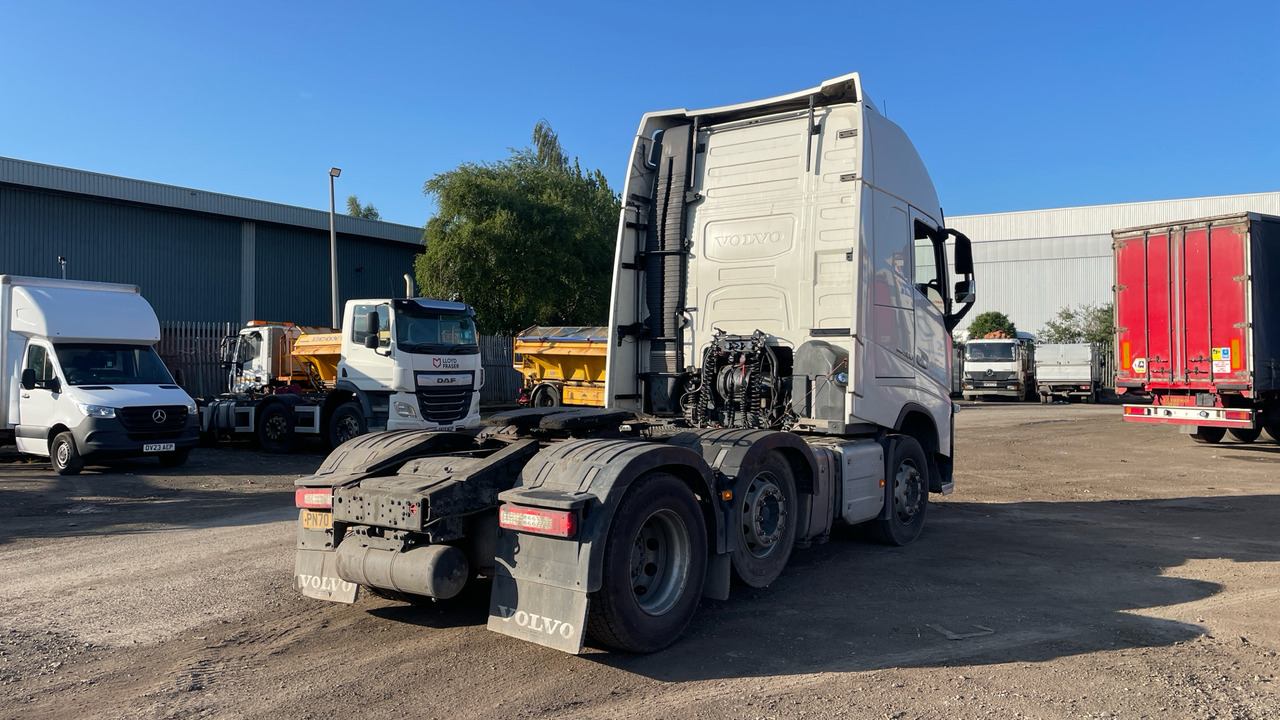 VOLVO FH 500 - Vilcējs: foto 4 VOLVO FH 500 - Vilcējs: foto 4