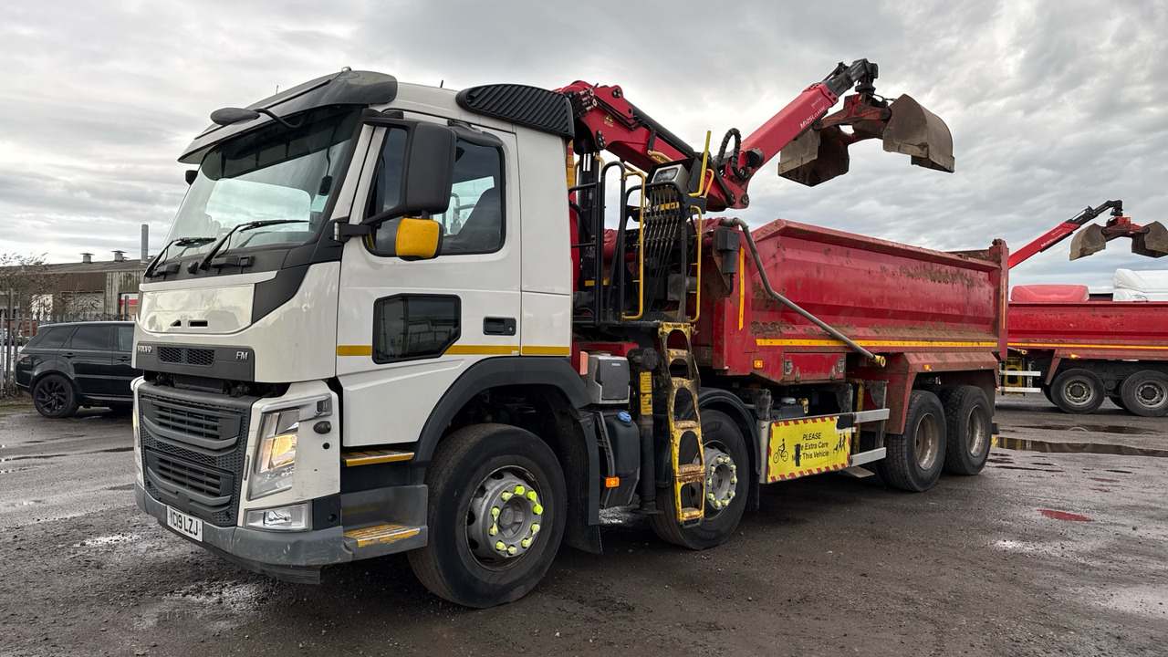 Volvo FM 410 - Kravas automašīna pašizgāzējs, Kravas auto ar manipulatoru: foto 2 Volvo FM 410 - Kravas automašīna pašizgāzējs, Kravas auto ar manipulatoru: foto 2