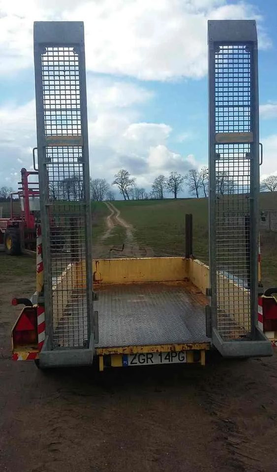 Obermaier Przyczepa niskopodwozie do mini koparek - Celtniecības tehnikas piekabe: foto 3 Obermaier Przyczepa niskopodwozie do mini koparek - Celtniecības tehnikas piekabe: foto 3
