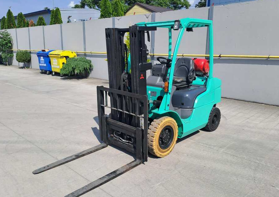 Mitsubishi FG25N - Gāzes iekrāvējs: foto 5 Mitsubishi FG25N - Gāzes iekrāvējs: foto 5
