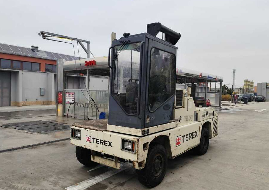 Terex SF50U - Sānu autokrāvējs: foto 1 Terex SF50U - Sānu autokrāvējs: foto 1