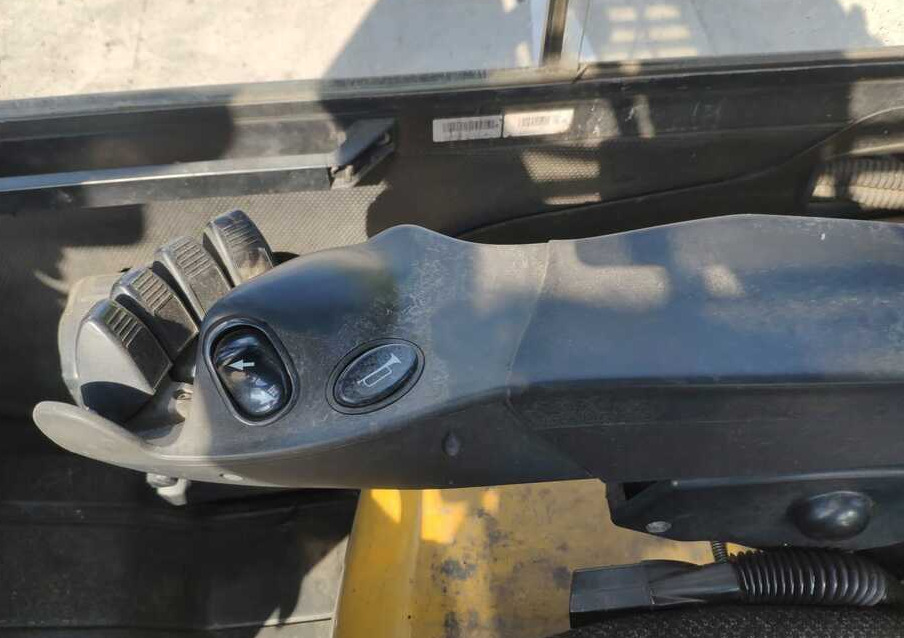 Yale GDP50VX - Dīzeļiekrāvējs: foto 5 Yale GDP50VX - Dīzeļiekrāvējs: foto 5