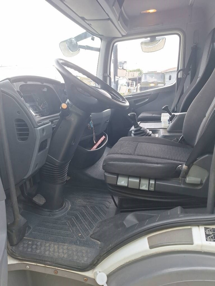 Teleskopiskais pacēlājs Mercedes-Benz Wumag WT 300: foto 11 Teleskopiskais pacēlājs Mercedes-Benz Wumag WT 300: foto 11