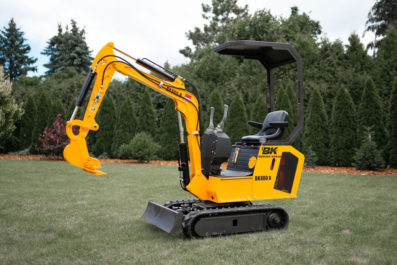 Berger Kraus Mini Excavator BK800B with FULL equipment - Mini-ekskavators: foto 2 Berger Kraus Mini Excavator BK800B with FULL equipment - Mini-ekskavators: foto 2