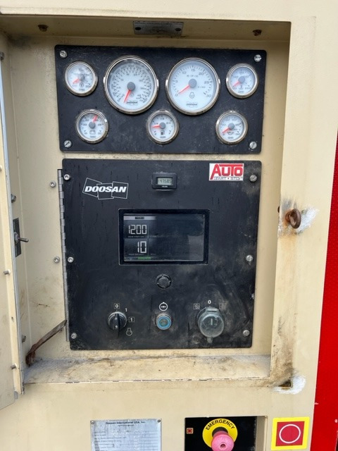 Doosan 25/280 XHP1000WCAT-T4 - Gaisa kompresors: foto 4 Doosan 25/280 XHP1000WCAT-T4 - Gaisa kompresors: foto 4