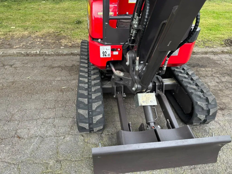 Rhino Rhinoceros XN18 - Mini-ekskavators: foto 5 Rhino Rhinoceros XN18 - Mini-ekskavators: foto 5